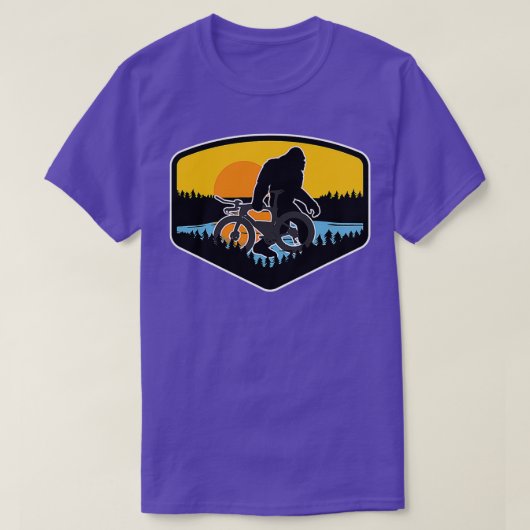 Funny Triathlon Bigfoot Mountain T-shirt (Design voorkant)