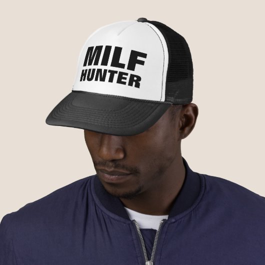 Funny Trucker Hat: "MILF HUNTER" Trucker Pet (In situ)