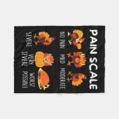 Funny Turkey Pain Scale Thanksgiving Cna Er Nurse  Fleece Deken (Voorkant (Horizontaal))