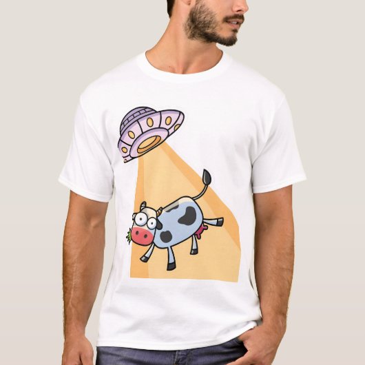"Funny UFO Cow Abduction Cartoon - Cute Alien & Co T-shirt (Voorkant)
