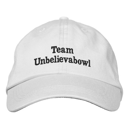 Funny Ungelovabowl Lawn Bowls Team Name Geborduurde Pet (Voorkant)