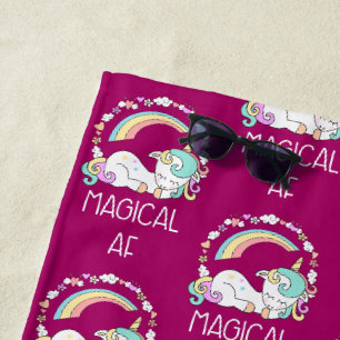Funny Unicorn Gezegde Magical AF Strandlaken