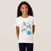 Funny unicorn pooping rainbow sproinkles op donut t-shirt (Voorkant volledig)