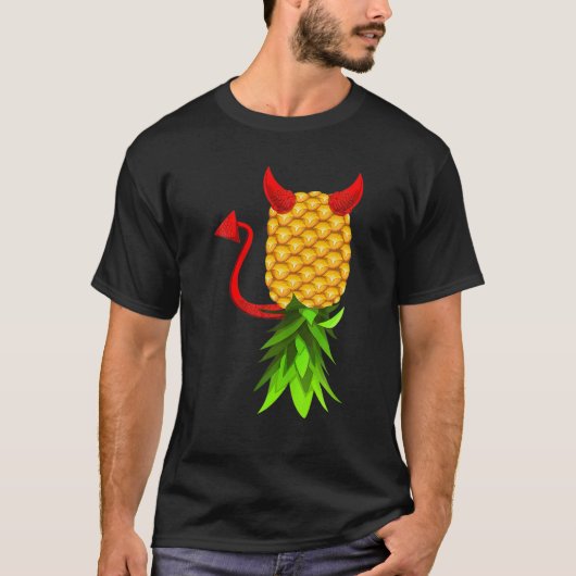 Funny Upside Down Pineapple Swinger Men Women T-shirt (Voorkant)
