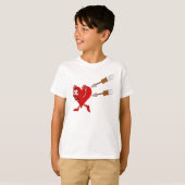 Funny Valentijnsdag Heart die van pijlen loopt T-shirt (Voorkant volledig)