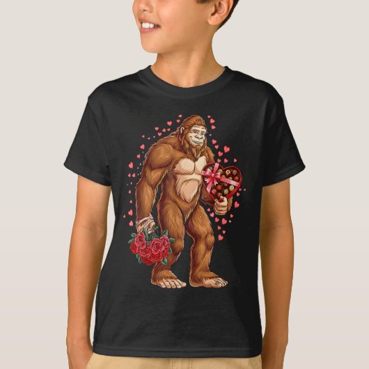 Funny Valentines Day Bigfoot Heart Love Sasquatch T-shirt (Voorkant)