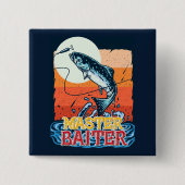 Funny Vissen Master Baiter Vierkante Button 5,1 Cm (Voorkant)