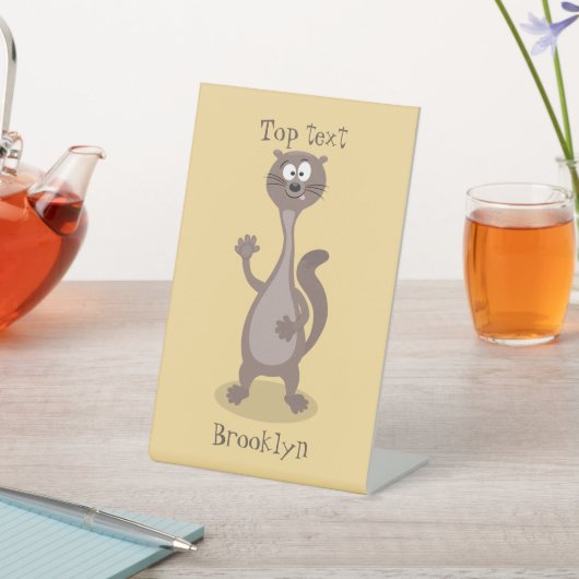 Funny weasel cartoon reclamebord met voetstuk (Insitu)