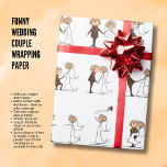 Funny Wedding Couple Wrapping Paper Cadeaupapier<br><div class="desc">Dit inpakpapier bevat een grappig afbeelding van een bruidspaar. Het is zeker om een lach te krijgen van de pasgetrouwden en hun gasten.</div>