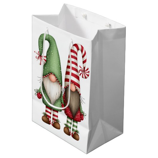Funny Whimsical Gnomes | Gift Bag Medium Cadeauzakje (Voorkant Gekanteld)
