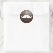 Funny White Mustache over de achtergrond van eiken Ronde Sticker (Tas)