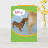 Funny Wiener Sniffing Golden Retiever Birthday Kaart (Gele Bloem)