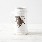 Funny wild boar razorback cartoon illustratie bierpul (Voorkant links)