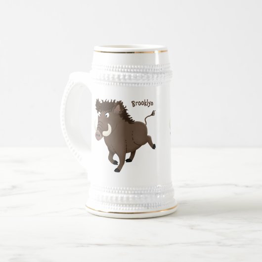 Funny wild boar razorback cartoon illustratie bierpul (Voorkant links)