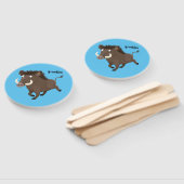 Funny wild boar razorback cartoon illustratie handwaaier (Niet-gemonteerd)