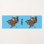 Funny wild boar razorback cartoon illustratie yogamat (Voorkant (horizontaal))