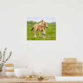 Funny Wild Konik Horses Foals die samen spelen - Poster (Keuken)
