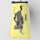 Funny wildebeest die de illustratie van de cartoon golfheadcover (Draai 90)