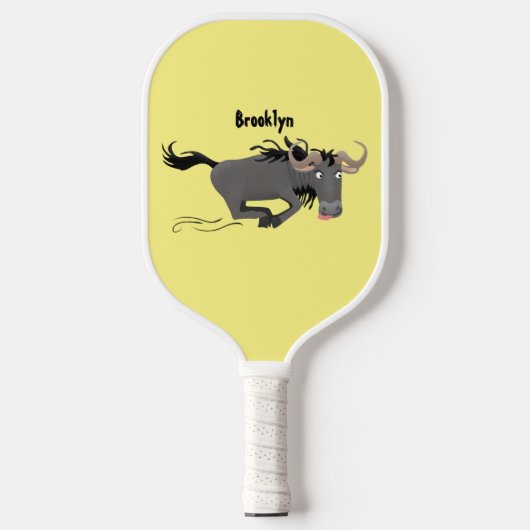 Funny wildebeest die de illustratie van de cartoon pickleball paddle (Voorkant)