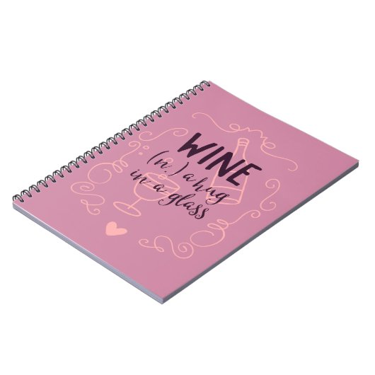 Funny Wine is een Hug in een glas Notitieboek (Linkerzijde)