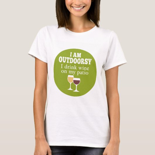 Funny Wine Quote - Ik drink wijn op mijn geduld T-shirt (Voorkant)