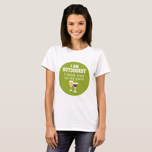 Funny Wine Quote - Ik drink wijn op mijn geduld T-shirt (Voorkant volledig)