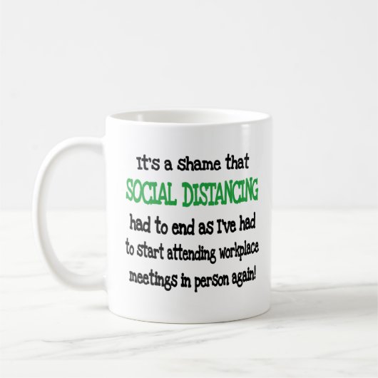 Funny Workplace Social Distancing Koffiemok (Links)