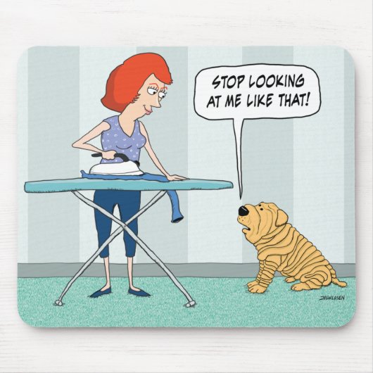 Funny Wrinkly Shar-Pei Dog Suspicious of Iron Muismat (Voorkant)