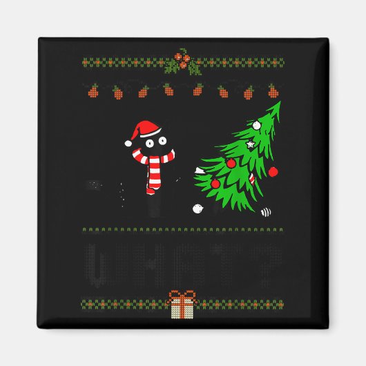 Funny Xmas Black Cat Pushing Christmas Tree Over C Magneet (Voorkant)