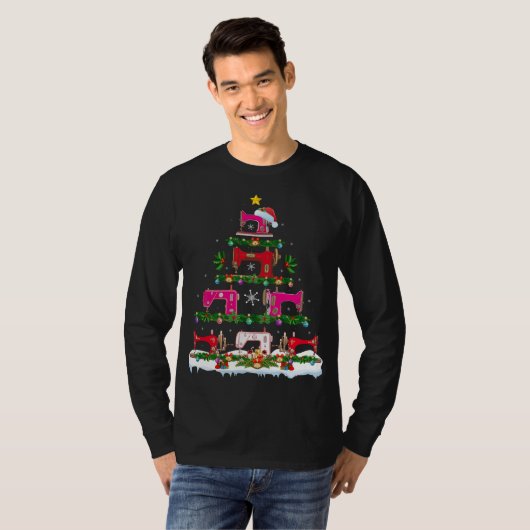 Funny Xmas Lighting Sewing Machine met kerstboom T-shirt (Voorkant volledig)