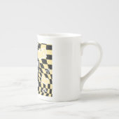 Funny Yellow Labubou-Inspired Mug | Cute Bold Porselein Kop (Rechts)
