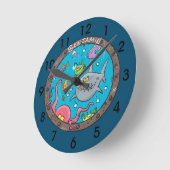 Funny zee, onderwatertrekkend, cartoon ronde klok (Hoek)