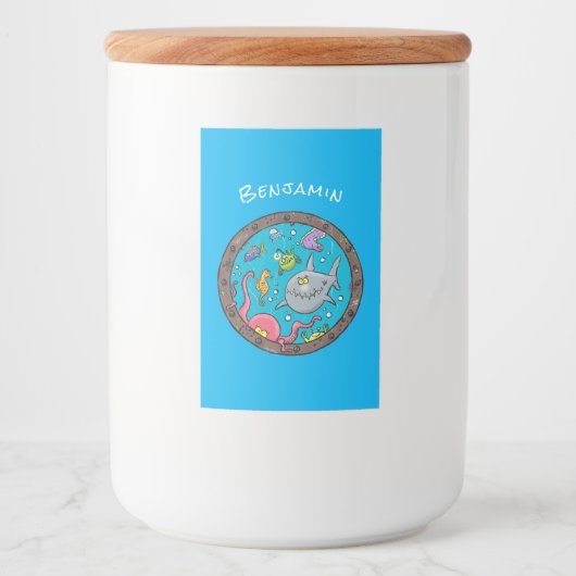 Funny zee, onderwatertrekkend, cartoon voedselcontainer etiket (Voorkant)