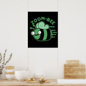 Funny Zombie Bee Pun Dark BG Poster (Keuken)