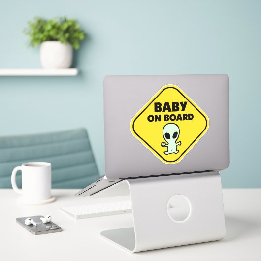 Funny Zwangerschap Baby aan boord van Alien Sticker (Laptop op bureau)