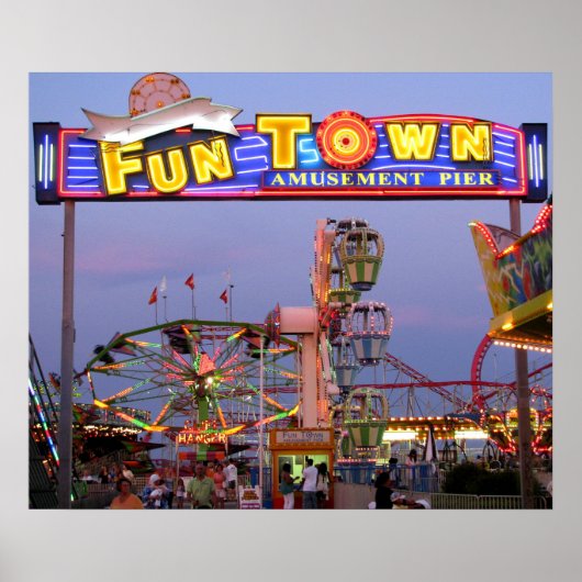 Funtown Pier in Lights Poster (Voorkant)