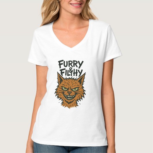 "Furry and Filthy" Sassy Cat T-shirt (Voorkant)