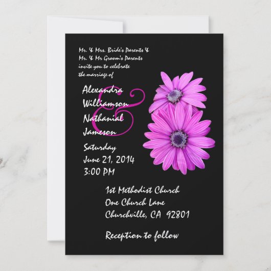Fuschia Pink en Black Daisy Wedding Invitation Kaart (Voorkant)