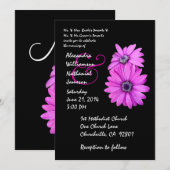 Fuschia Pink en Black Daisy Wedding Invitation Kaart (Voorkant / Achterkant)