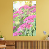 Fuschia Roze Bloemen Canvas (Insitu (Woonkamer))