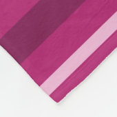 Fuschia strepen fleece deken (Hoek)