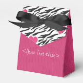 Fushia Striped Zebra and Hearts Pattern Favor Box Bedankdoosjes (Voorkant Zijde)