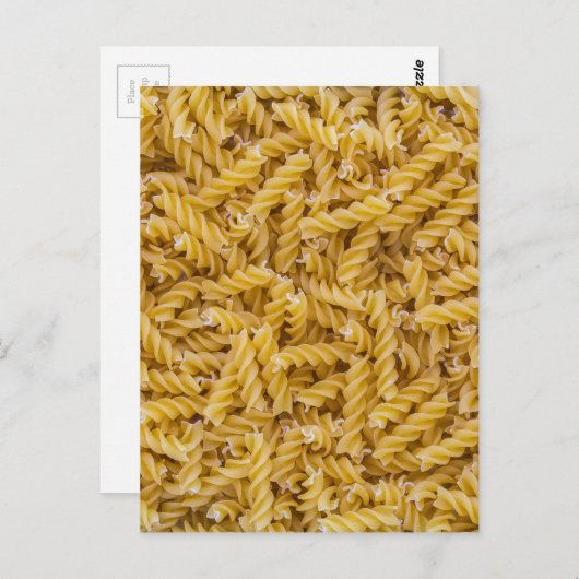 Fusilli pasta macro als achtergrondstructuur briefkaart (Voorkant / Achterkant)