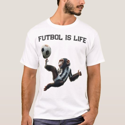 'Futbol is het leven' Voetbal Chimp T-shirt (Voorkant)
