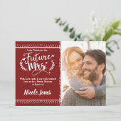FUTURE MRS. Cranberry Red Bruidsuitnodiging Foto Kaart (Staand voorkant)