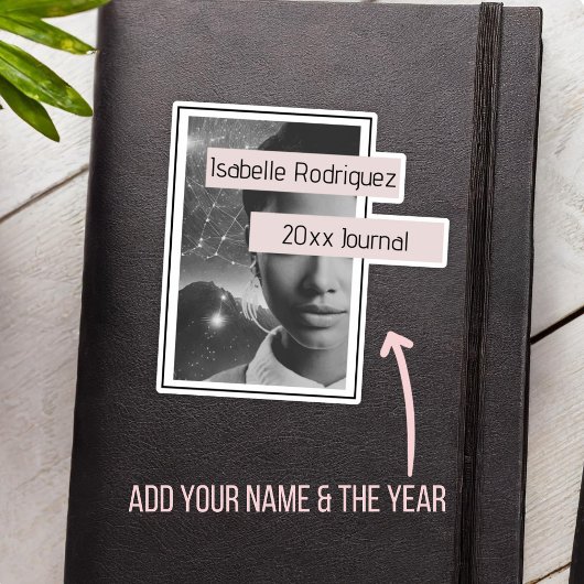 Futuristische femme gepersonaliseerde tijdschriftb sticker