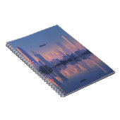 Futuristische Sunset Cityscape Notitieboek (Rechterzijde)