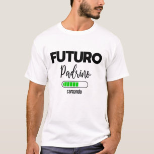 Futuro padrino cargando t-shirt