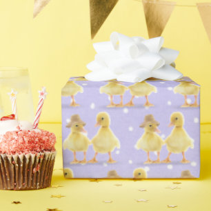 fuzzy dekletspraat op pooldots cadeaupapier