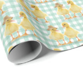 Fuzzy Ducking Couple op Gingham Cadeaupapier (Rol Hoek)